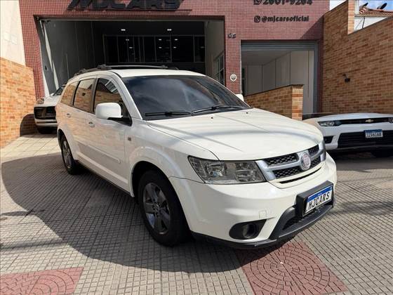 FIAT FREEMONT 2.4 PRECISION 16V GASOLINA 4P AUTOMÁTICO